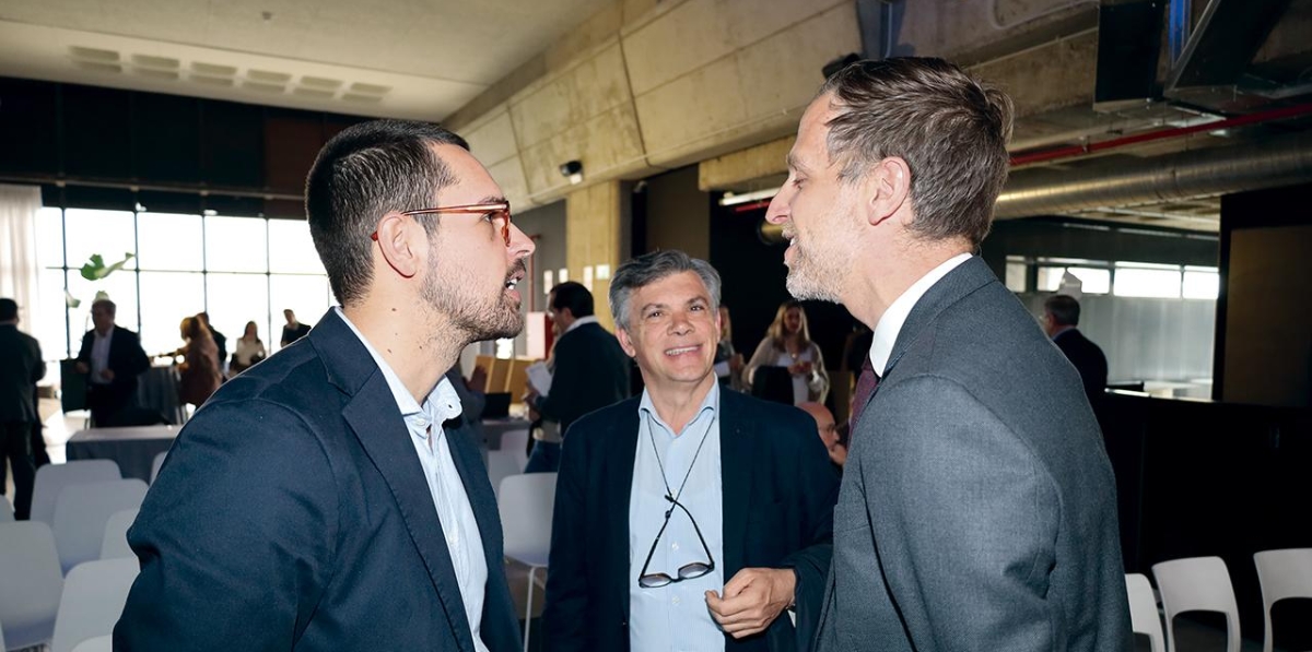Desayuno Informativo Corredores Ferroviarios